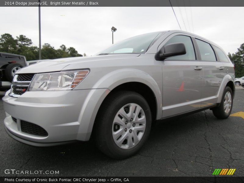 Bright Silver Metallic / Black 2014 Dodge Journey SE