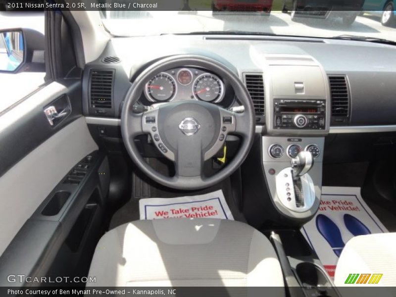 Metallic Blue / Charcoal 2011 Nissan Sentra 2.0 SR