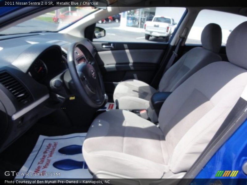 Metallic Blue / Charcoal 2011 Nissan Sentra 2.0 SR
