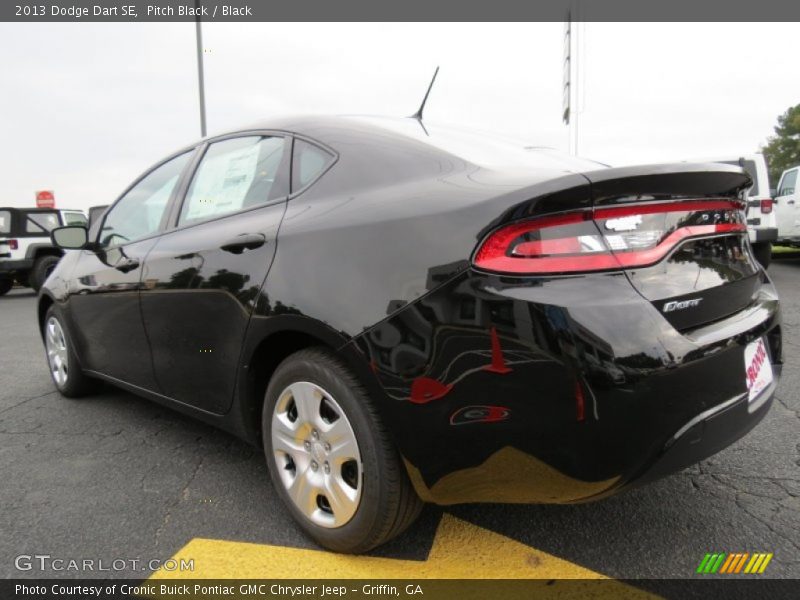 Pitch Black / Black 2013 Dodge Dart SE