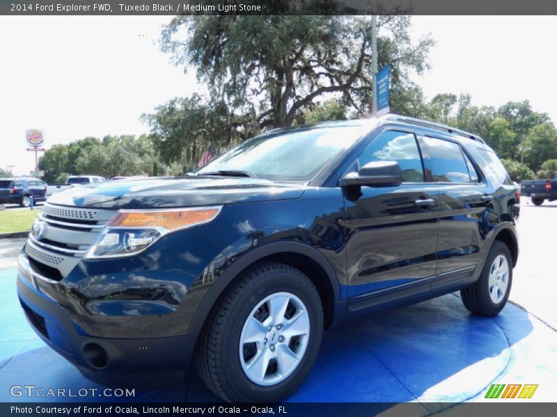 Tuxedo Black / Medium Light Stone 2014 Ford Explorer FWD
