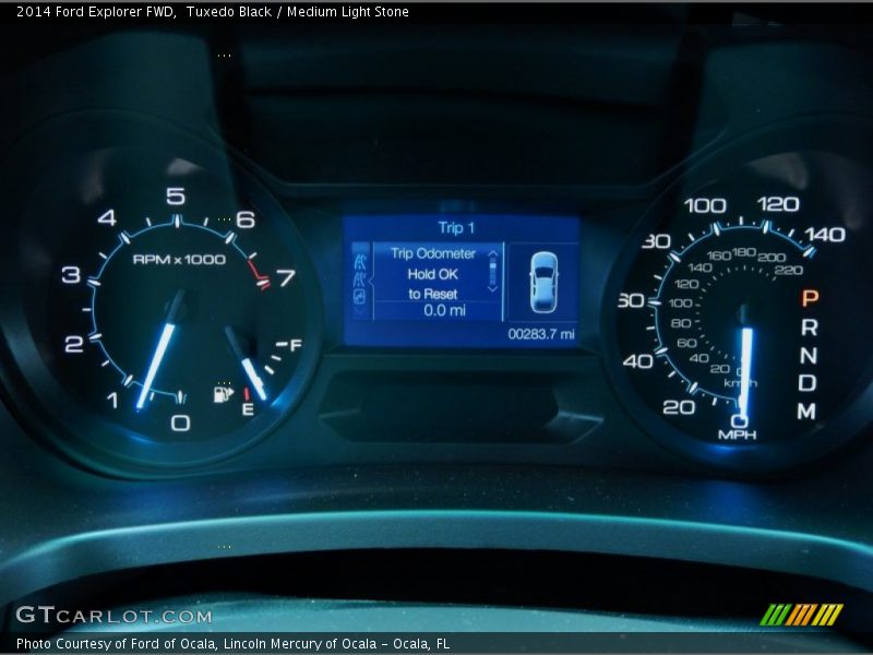 Tuxedo Black / Medium Light Stone 2014 Ford Explorer FWD