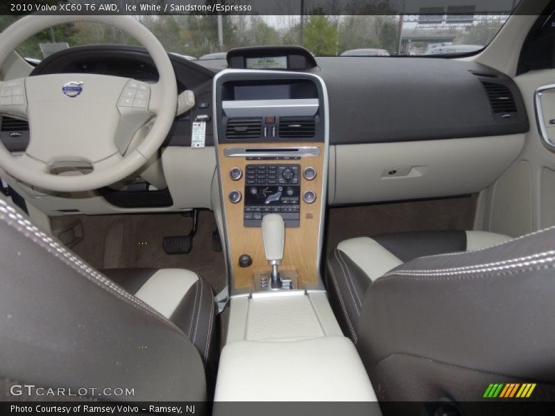 Ice White / Sandstone/Espresso 2010 Volvo XC60 T6 AWD