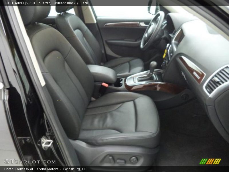 Brilliant Black / Black 2011 Audi Q5 2.0T quattro
