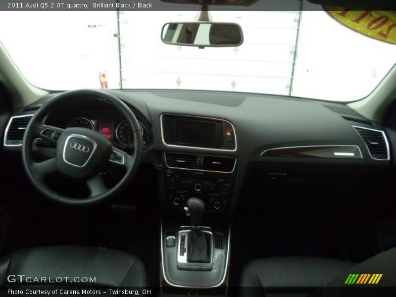 Brilliant Black / Black 2011 Audi Q5 2.0T quattro