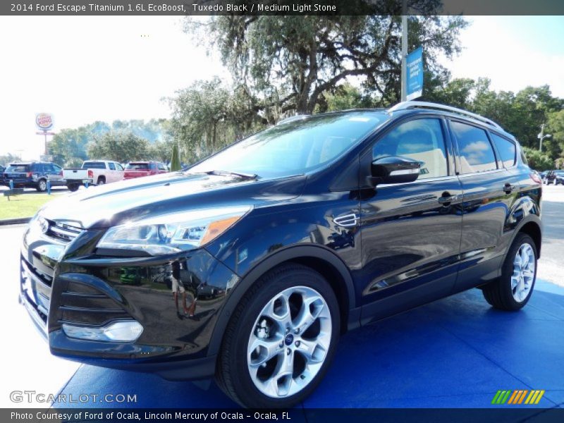 Front 3/4 View of 2014 Escape Titanium 1.6L EcoBoost