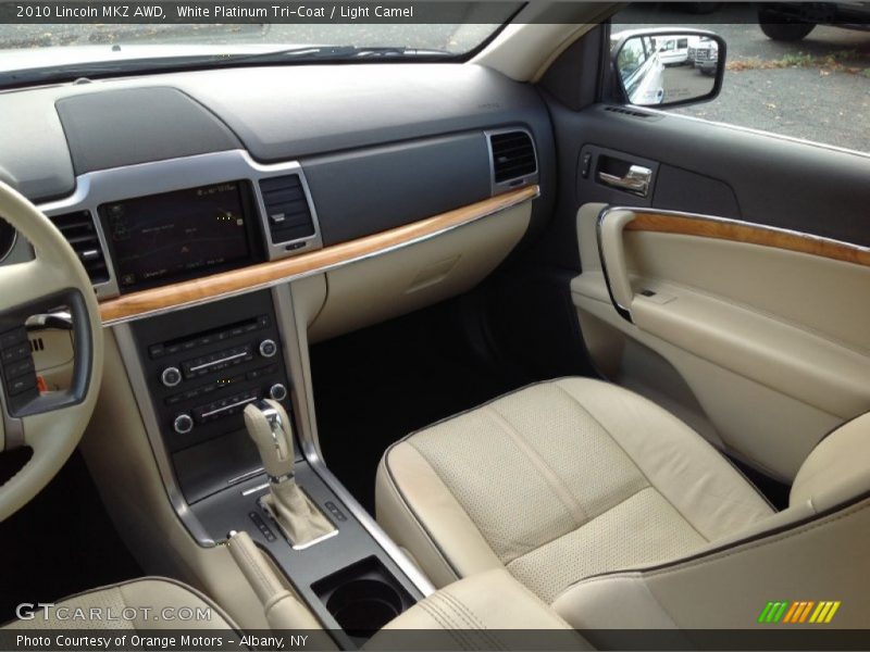 White Platinum Tri-Coat / Light Camel 2010 Lincoln MKZ AWD