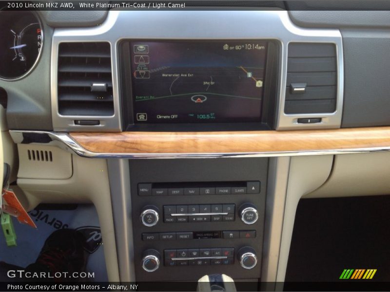 White Platinum Tri-Coat / Light Camel 2010 Lincoln MKZ AWD