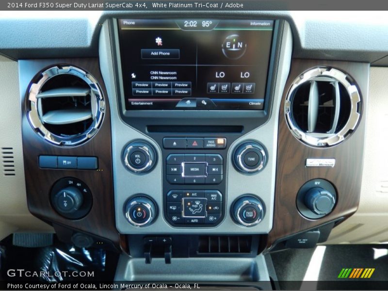 Controls of 2014 F350 Super Duty Lariat SuperCab 4x4