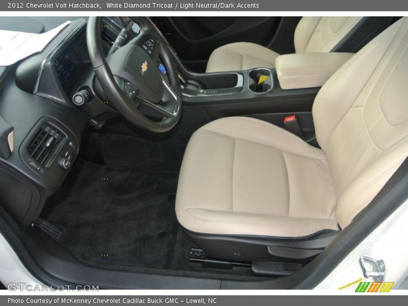 White Diamond Tricoat / Light Neutral/Dark Accents 2012 Chevrolet Volt Hatchback