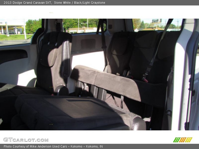 Stone White / Black/Light Graystone 2013 Dodge Grand Caravan SXT