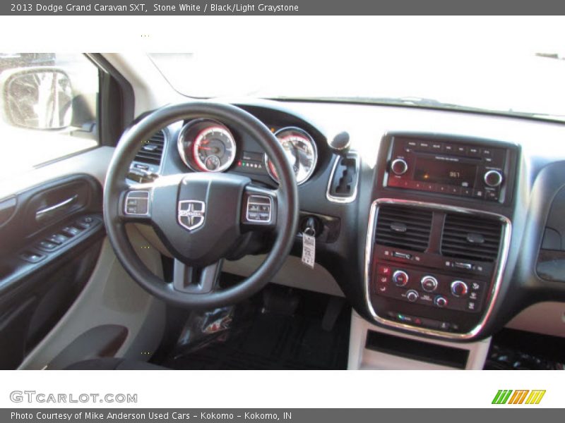 Stone White / Black/Light Graystone 2013 Dodge Grand Caravan SXT