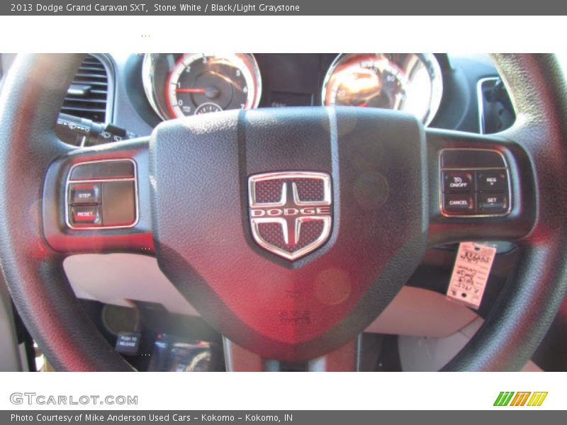 Stone White / Black/Light Graystone 2013 Dodge Grand Caravan SXT