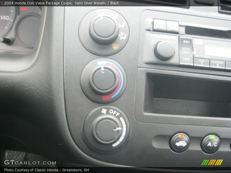 Satin Silver Metallic / Black 2004 Honda Civic Value Package Coupe