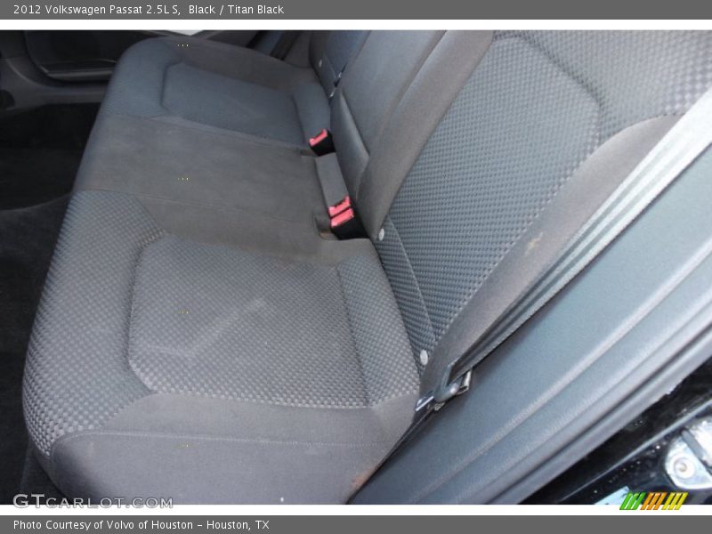 Black / Titan Black 2012 Volkswagen Passat 2.5L S