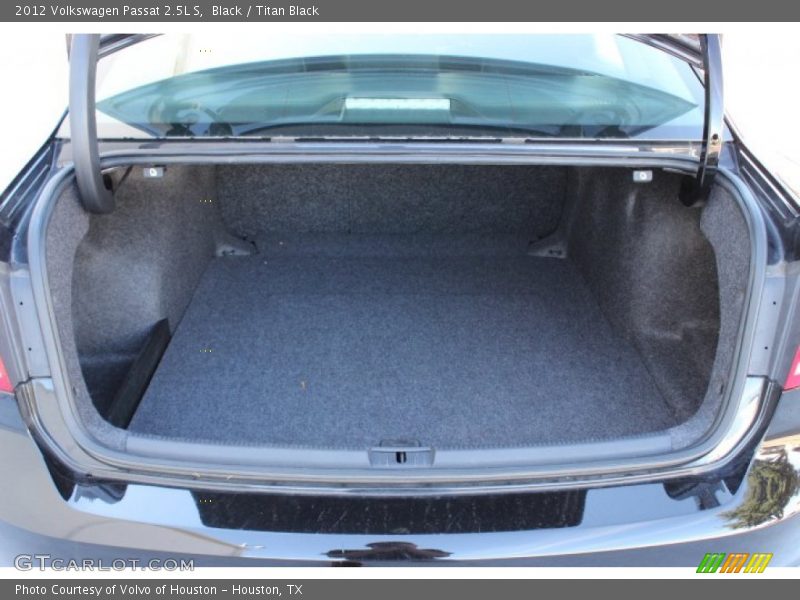 Black / Titan Black 2012 Volkswagen Passat 2.5L S