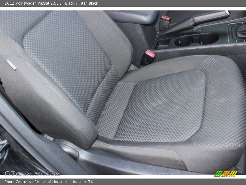 Black / Titan Black 2012 Volkswagen Passat 2.5L S