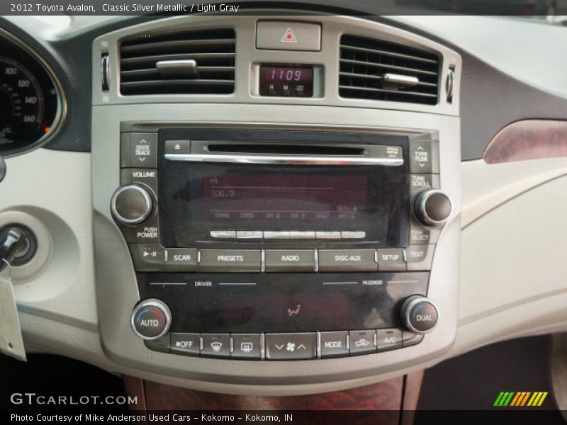 Classic Silver Metallic / Light Gray 2012 Toyota Avalon