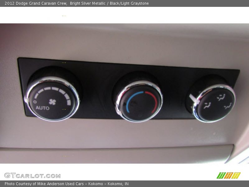 Bright Silver Metallic / Black/Light Graystone 2012 Dodge Grand Caravan Crew