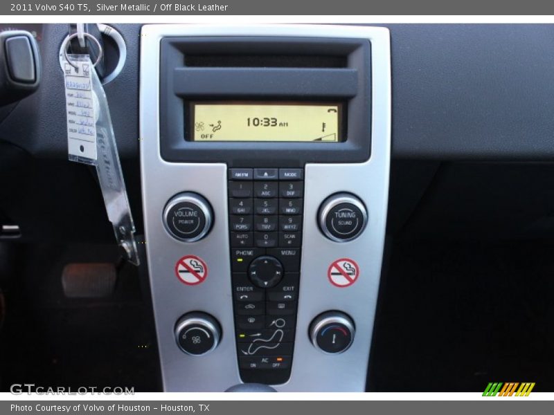 Silver Metallic / Off Black Leather 2011 Volvo S40 T5
