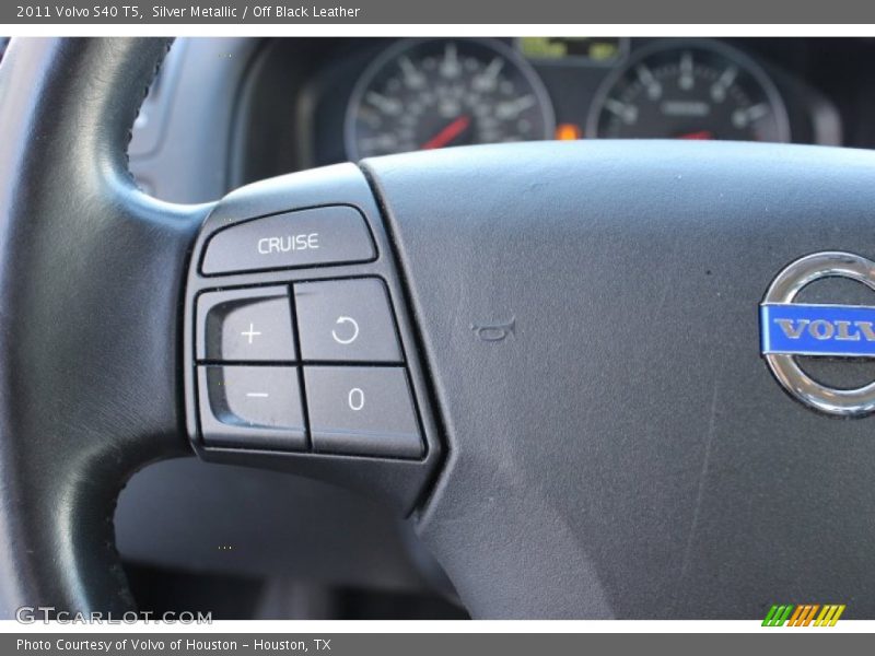 Silver Metallic / Off Black Leather 2011 Volvo S40 T5