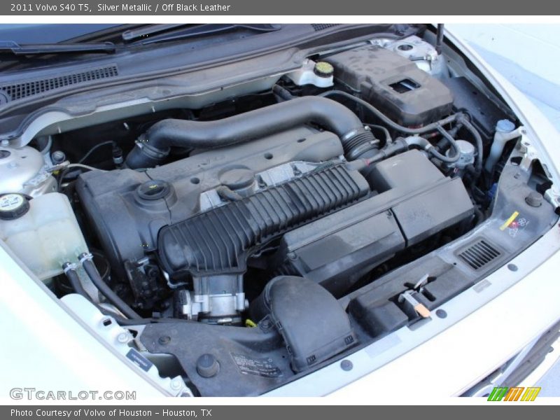Silver Metallic / Off Black Leather 2011 Volvo S40 T5