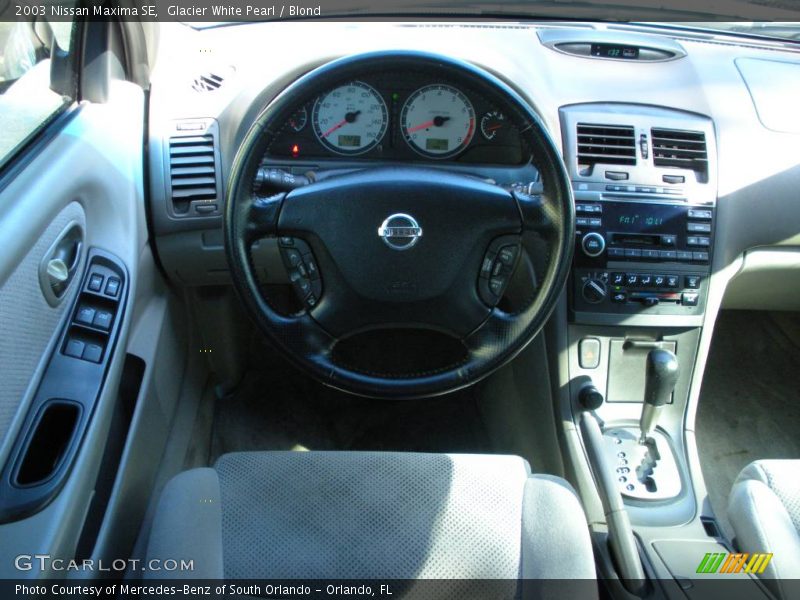 Glacier White Pearl / Blond 2003 Nissan Maxima SE