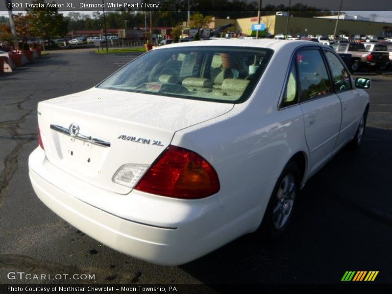 Diamond White Pearl / Ivory 2001 Toyota Avalon XL