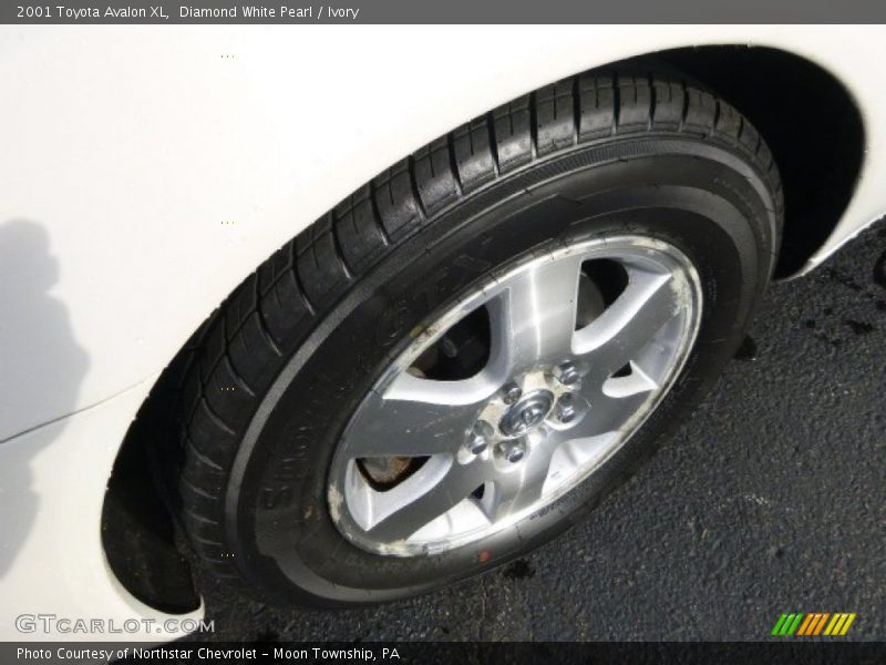 Diamond White Pearl / Ivory 2001 Toyota Avalon XL