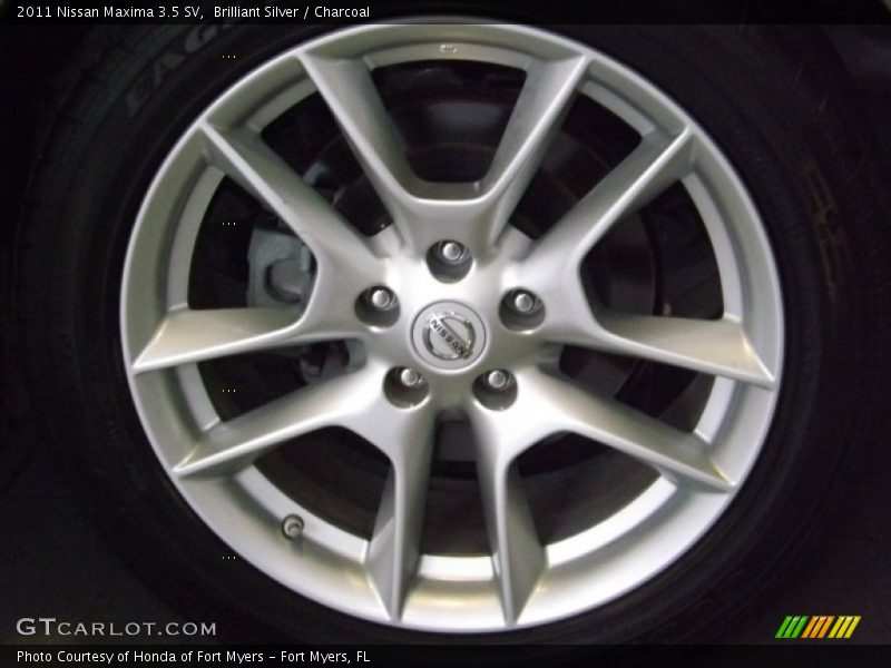 Brilliant Silver / Charcoal 2011 Nissan Maxima 3.5 SV