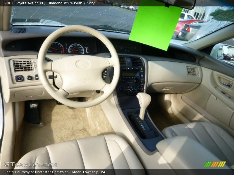 Diamond White Pearl / Ivory 2001 Toyota Avalon XL