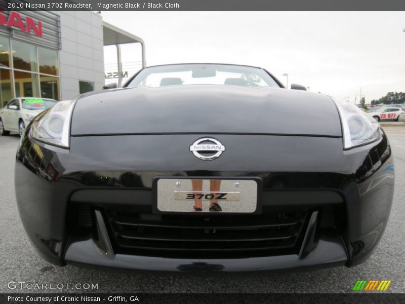 Magnetic Black / Black Cloth 2010 Nissan 370Z Roadster