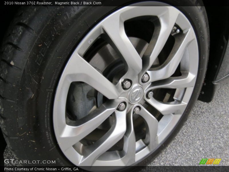Magnetic Black / Black Cloth 2010 Nissan 370Z Roadster