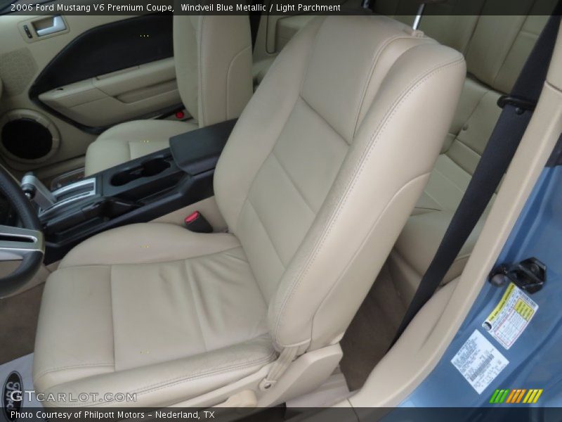 Windveil Blue Metallic / Light Parchment 2006 Ford Mustang V6 Premium Coupe