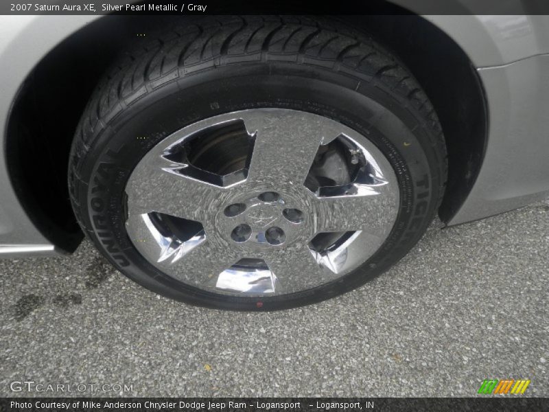 Silver Pearl Metallic / Gray 2007 Saturn Aura XE