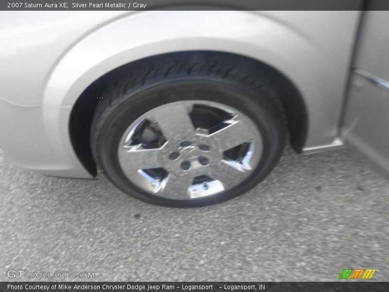 Silver Pearl Metallic / Gray 2007 Saturn Aura XE
