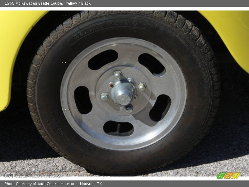 Custom Wheels of 1968 Beetle Coupe