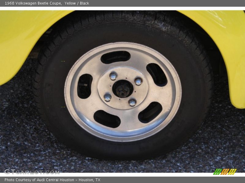 Custom Wheels of 1968 Beetle Coupe