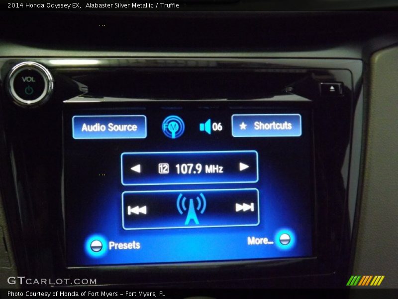 Alabaster Silver Metallic / Truffle 2014 Honda Odyssey EX