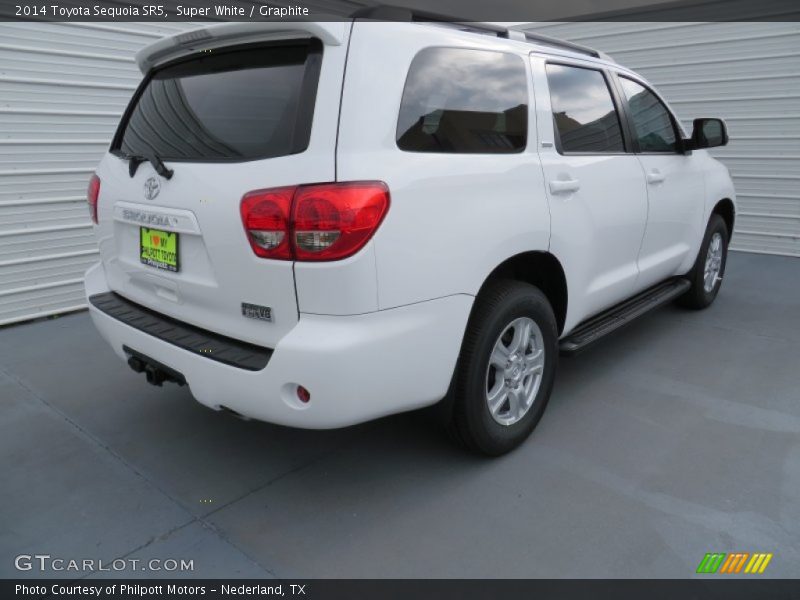 Super White / Graphite 2014 Toyota Sequoia SR5