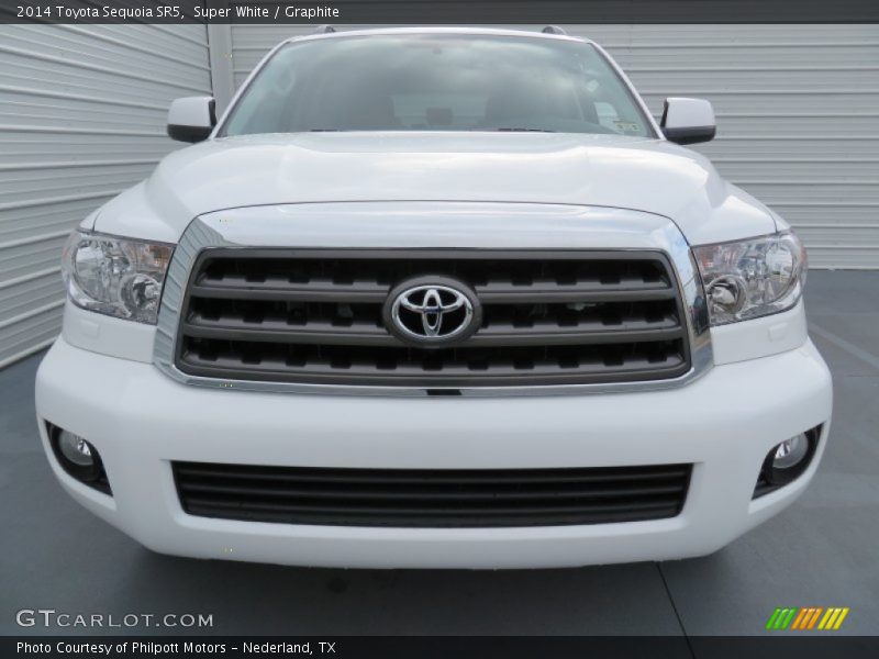 Super White / Graphite 2014 Toyota Sequoia SR5