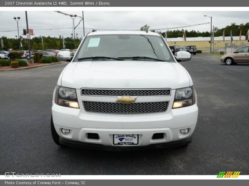 Summit White / Ebony 2007 Chevrolet Avalanche LS 4WD