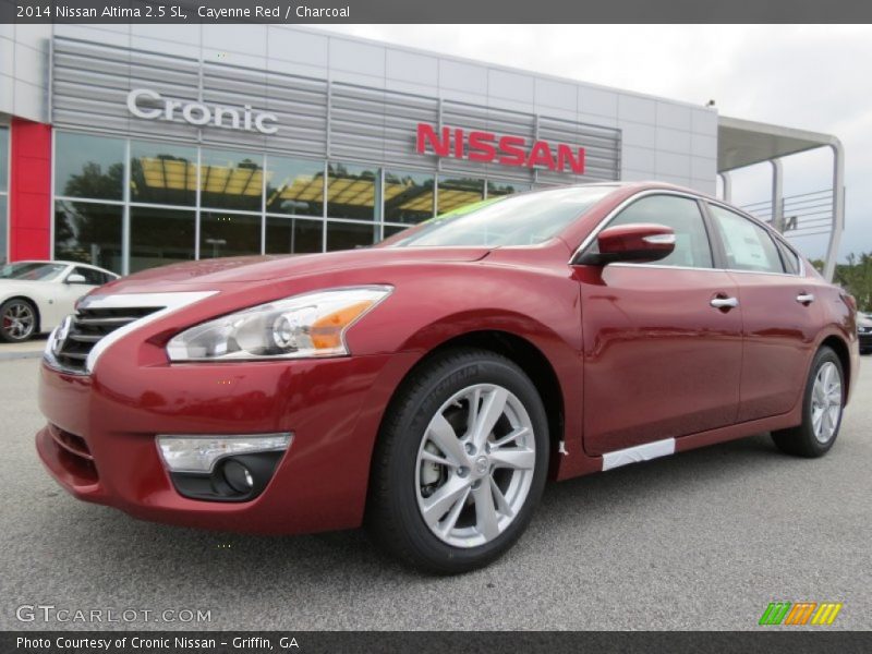 Cayenne Red / Charcoal 2014 Nissan Altima 2.5 SL