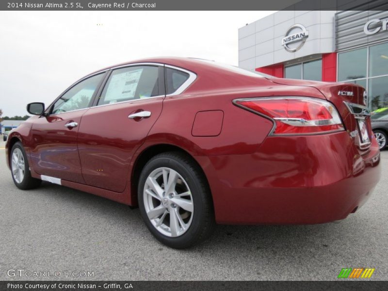 Cayenne Red / Charcoal 2014 Nissan Altima 2.5 SL
