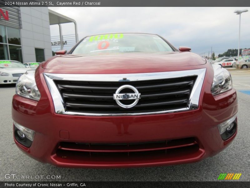 Cayenne Red / Charcoal 2014 Nissan Altima 2.5 SL