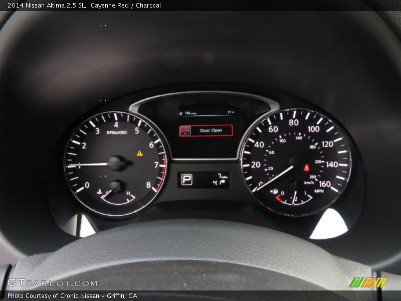 Cayenne Red / Charcoal 2014 Nissan Altima 2.5 SL