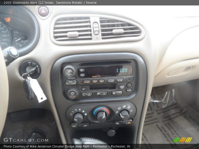 Sandstone Metallic / Neutral 2003 Oldsmobile Alero GLS Sedan
