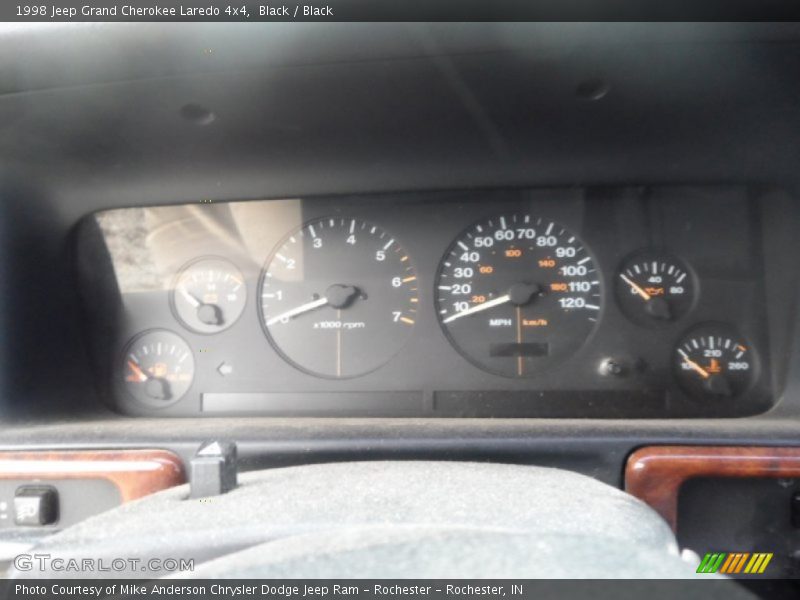  1998 Grand Cherokee Laredo 4x4 Laredo 4x4 Gauges