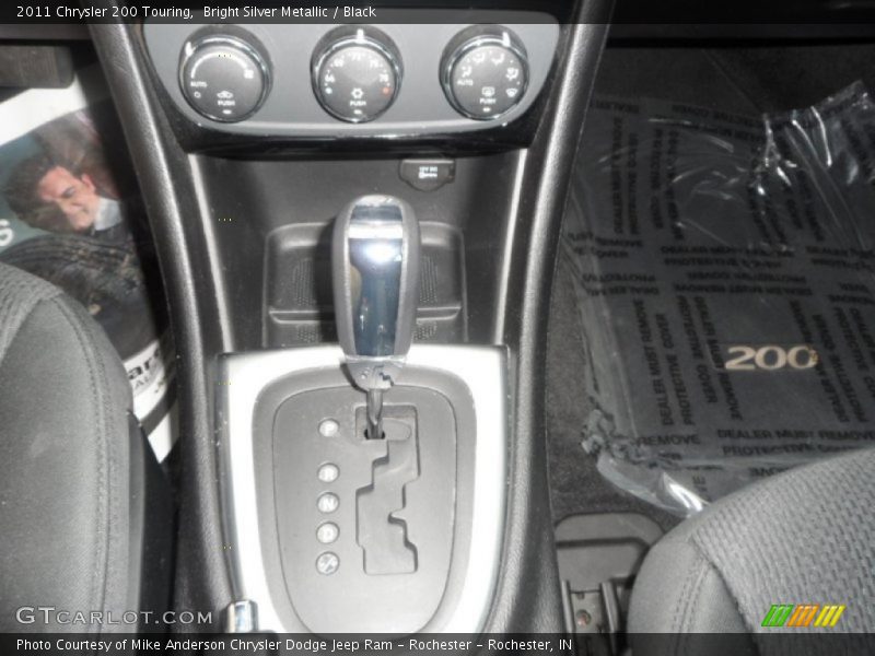 Bright Silver Metallic / Black 2011 Chrysler 200 Touring