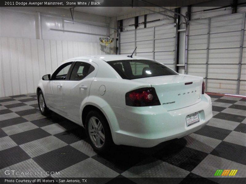 Stone White / Black 2011 Dodge Avenger Mainstreet